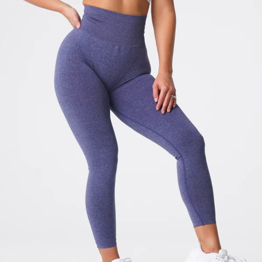 NVGTN Indigo NV Seamless Leggings. Women’s Large